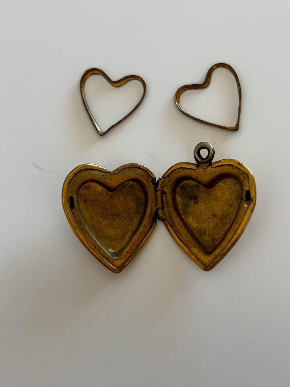 VTG Heart Locket - Picture 9 of 9